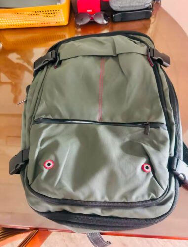 Vaccum Compression Travel Bagpack (17 inch) photo review